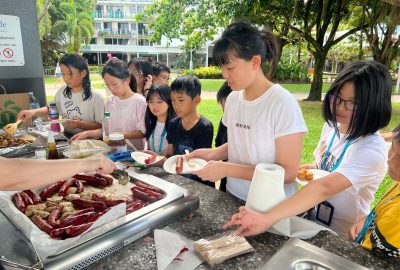 imgi_11_在海邊進行燒烤活動-scaled